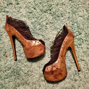 London trash heels